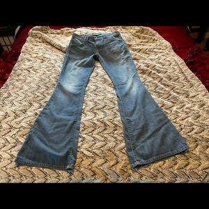 Lucky Brand Charlie Flare Jeans size 2/26